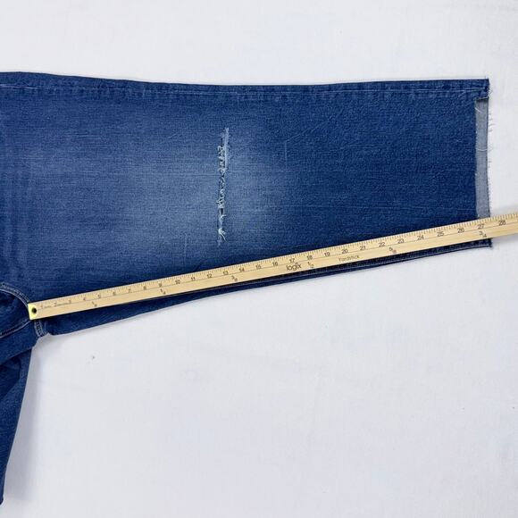 Old Navy Plus Women's Sky High Straight Jean Size 26 3X Med Blue Distressed - Picture 14 of 15